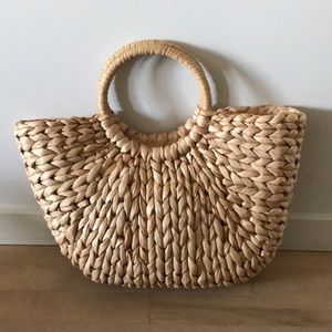 Straw bag